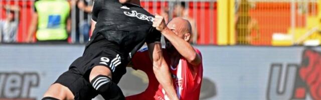 PLJUVAČINA NA STO NAČINA! Crni dani za Srbina, VLAHOVIĆA RAZAPINJU na mrežama! Četvrti meč zaredom BEZ GOLA!