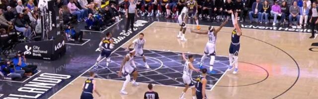 Jokić se igra košarke: Novi tripl-dabl - za njega granice ne postoje (VIDEO)