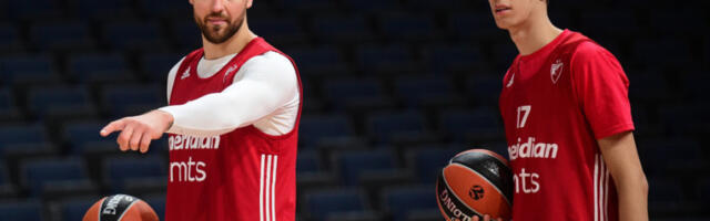 CRVENI ALARM KOD CRVENO-BELIH Američki koledži bi da odvedu velikog talenta Zvezde