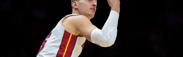 Skandal u NBA ligi: Jović nije mogao na parket, odložena utakmica, navijači besni (VIDEO)