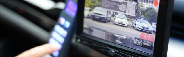 POLICIJA MU ABLENDOVALA DA STANE, ON DVAPUT POD GASOM NAGAZIO KROZ CRVENO?! Kragujevčanin osim nasilničke vožnje napravio seriju prekršaja