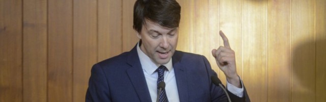 ŠOK NA POLITIČKOJ SCENI U SRBIJI! Čudo se dogodilo, NIKOLA JOVANOVIĆ POGODIO PRAVO U METU!