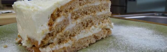 Lovor pita - slatkiš koji može da parira i najboljoj torti