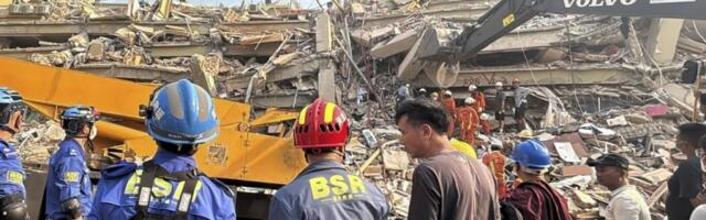 TLO SE NE SMIRUJE: 11 dana posle katastrofalnog zemljotresa još 98 naknadnih potresa! Narod se sada plaši samo jedne stvari