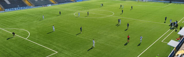 STRAVIČAN PRIZOR: Golman Kabela doživeo neviđenu nesreću - pogledajte kako je pao! (VIDEO)