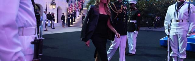 Melanija Tramp izdominirala stajlingom na UFC u Beloj kući: Svi su gledali u ženu predsednika Amerike