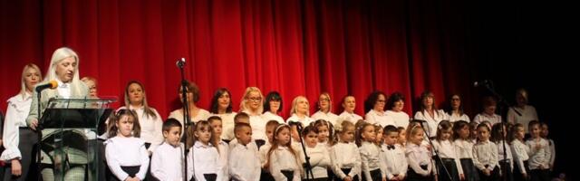 Obeležen 64. rođendan Našeg deteta FOTO
