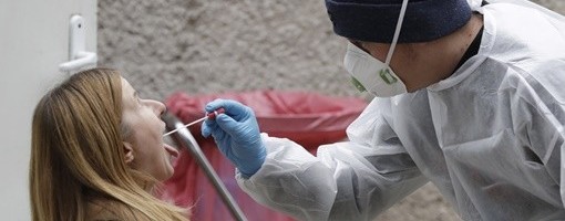 U Poljskoj skoro 10.000 zaraženih virusom korona za dan