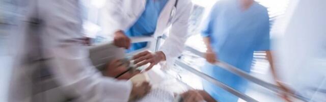 DA LI JE ON NAJGLUPLJI ČOVEK U DRŽAVI? Ušao u prostoriju s magnetnom rezonancom sa metalnim lancem oko vrata - LEKARI SE BORE ZA NJEGOV ŽIVOT