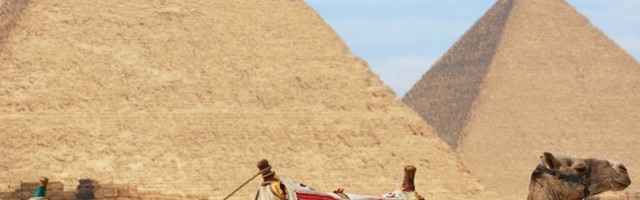 Da li su piramide pravili vanzemaljci ili robovi uz pomoć neke izgubljene tehnologije ili...