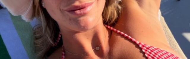 SA PLAŽA MALDIVA, REŠILA DA RAZGORI ONE U BRAZILU Sabalenka novim slikama ponovo &quot;zapalila&quot; maštu (FOTO)