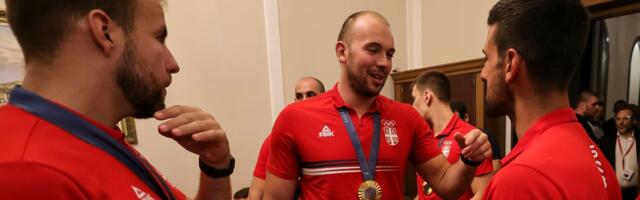 Poruka Novaka Đokovića odjeknula među Delfinima: Dušan Mandić odmah uzvratio najboljem teniseru svih vremena /FOTO/