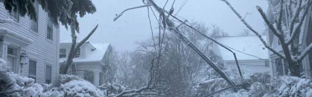 Totalni haos, ledena apokalipsa paralisala Ameriku: Stižu dramatični snimci, izdato šokantno naređenje (FOTO/VIDEO)