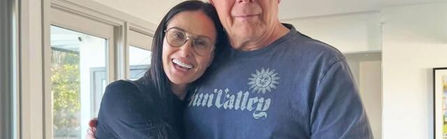 Demi Mur objavila novu sliku Brusa Vilisa: Glumac sa unukom u naručju je prizor koji topi i najtvrđa srca (foto)