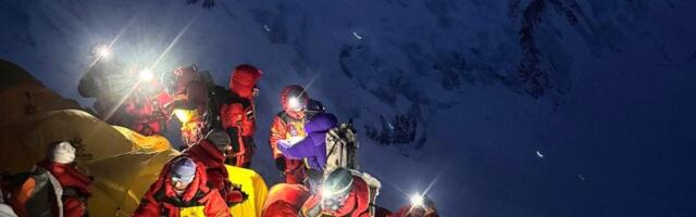 Jeziva pojava seje strah i smrt na Mont Everestu! Ovakva opasnost nikada nije viđena!