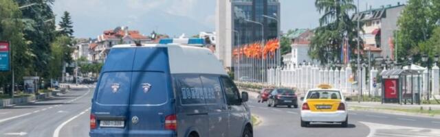 ŽENA LEKAR UČESTVOVALA U POKUŠAJU UBISTVA? Napadač u bekstvu - SUPRUGA UHAPŠENA! (VIDEO)