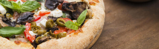 Pica na četiri točka: Naručite je i pripremaju je ispred vaših vrata (VIDEO)