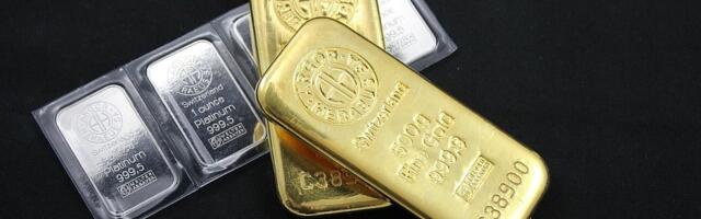 Cena zlata prvi put premašila 4.400 dolara, a i srebro "divlja"
