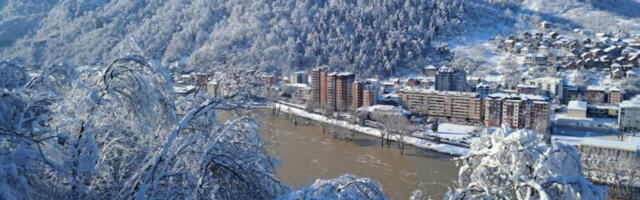 Електродистрибуција Србије: Нове падавине изазвале кварове на мрежи, екипе на терену