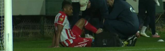 Detalj koji je zabrinuo navijače Zvezde: Tebo Učena izašao iz igre i žali se na probleme sa skočnim zglobom