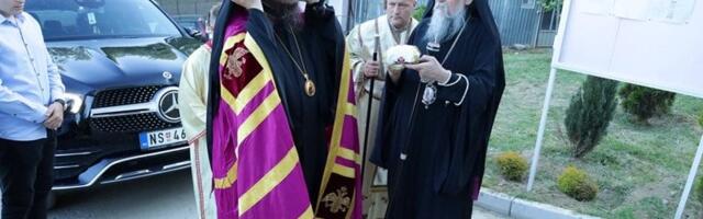 Vladika Sergije Vučiću dao orden, ovaj mu uzvraća sa milion evra iz džepa građana