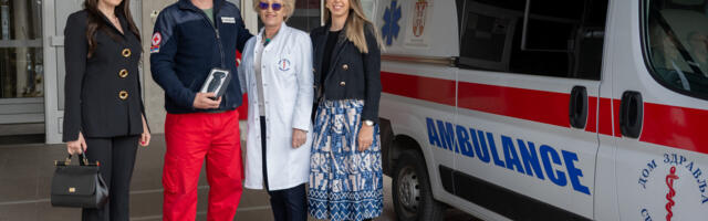 Zdravstveni karavan Fondacije Mozzart krenuo iz Svilajnca: Hitnoj pomoći doniran portabilni ultrazvučni aparat