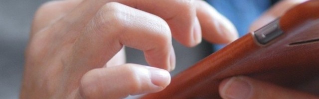 Devojci je stigao SMS sa tačnim datumom venčanja i to deset godina ranije!