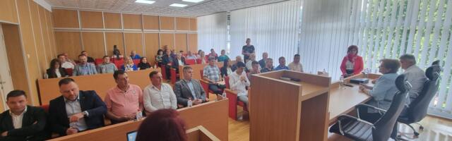 Svečanom sednicom Skupštine obeležen Dan opštine Lučani: dodeljena priznanja „10. jun”