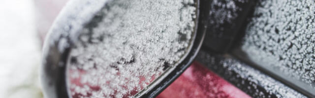 Неопходан опрез возача због магле и местимичне поледице