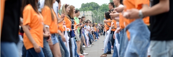 Maturanti ipak slave matursko veče; Ekskurzije samo u Srbiji