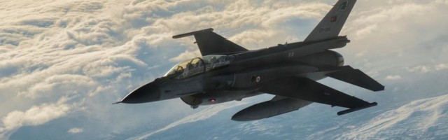 OPASNO! JERMENIJA: Tusrki lovac F-16 oborio naš avion Su-25! Turska se još NE oglašava!
