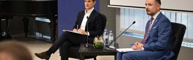 ANA BRNABIĆ SE OBRATILA GRAĐANIMA IZ BRISELA: Trudimo se da klaster 3 bude otvoren do kraja godine (VIDEO)