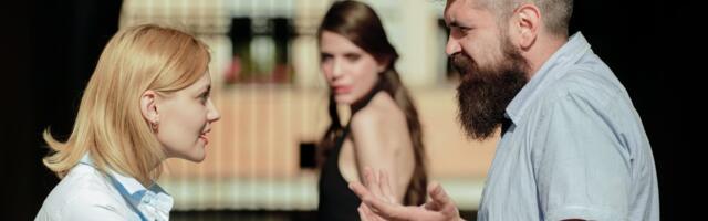 Pitali su Srbe "Kako ste saznali da vas partner/partnerka vara": Pravi je HIT šta je napisala jedna gospođa