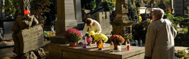 SRPKINJI SELO PRIREDILO PAKAO NAKON SMRTI OCA! Doživela nezapamćeno maltretiranje zbog ovoga: "Zar sam retardirana što neću da vas slušam?!"