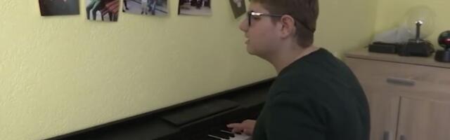 David je slabovid, ali sve što on radi je FASCINANTNO: Kada vidite kako živi oduševićete se