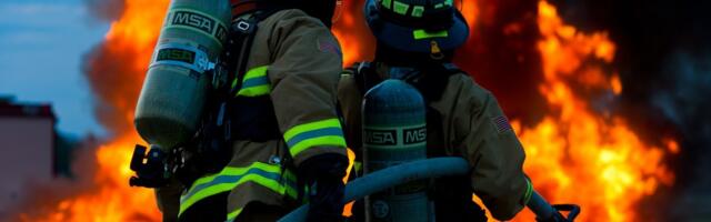 Gori brdo iznad Makarske: 50 vatrogasaca u borbi sa plamenom stihijom