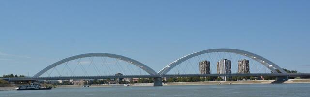 Novi Sad tokom praznika: Kako rade tržni centri, domovi zdravlja, kad idu autobusi