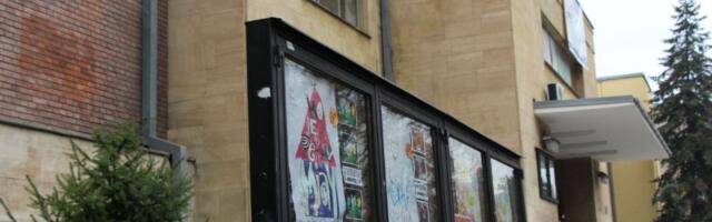 Velika sala Pozorišta mladih zatvorena godinu dana, kolektiv zabrinut za budućnost
