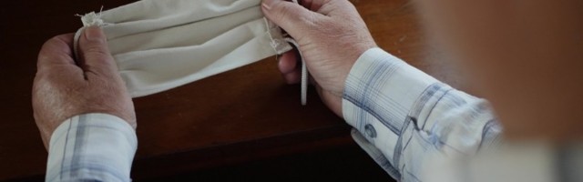 Predsednik se slikao bez maske, pa kažnjen sa 3.500 dolara