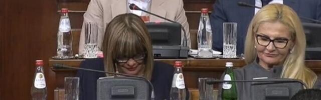 ŠTA REČE? Ana Brnabić se "ugasila" u Skupštini (VIDEO)