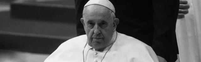 Umro papa Franja