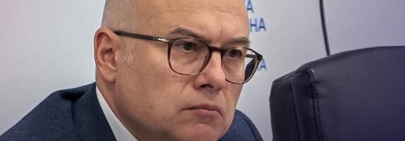 Вучевић: Вечерашњи напад на полицију доказ да блокадери немају политику