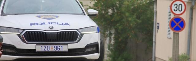 Svedok jezive nesreće kod Obrovca: Sudarili su se na putu, pa u vazduhu! Muškarac je ispao iz automobila!