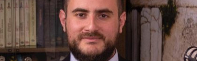 وجود الكنيسة الموحدة توجب وجود الرئاسة المشيخة الإسلامية الموحدة