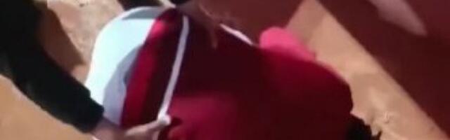 EVO KAKO JE NOVAK ĐOKOVIĆ POGOĐEN FLAŠOM U GLAVU: Bizarni incident nakon meča u Rimu! (VIDEO)