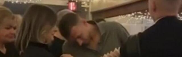 HARMONIKA SE NIJE VIDELA OD NOVČANICA KAD JE DŽEKO ČUO SRPSKI NARODNJAK! Niko nije imun na ovaj hit Sinana Sakića! (VIDEO)