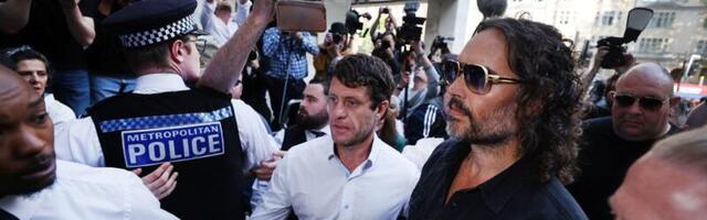 Glumcu završeno ročište povodom optužbi za silovanje: Odobrena mu je kaucija, evo šta dalje sledi