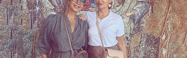 Nataša Ninković i Nina Badrić PRVE NA OSTROGU: Posetile zajedno veliku SVETINJU i podelile trenutke velike zahvalnosti (FOTO)