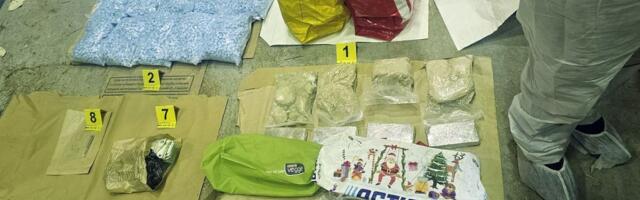 Policija u šleperu, na Horgošu, pronašla drogu, paracetamol, kofein: Uhapšena 2 muškarca, određeno zadržavanje