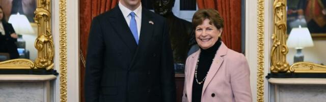 Đurić sa senatorkom Šahin o NIS-u i Kosovu